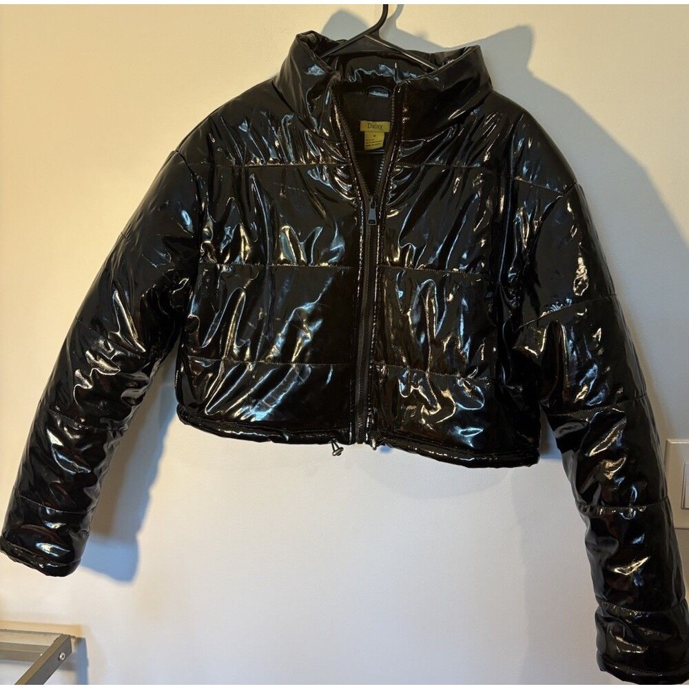 Daisy — M — Black Vinyl Cropped Puffer
